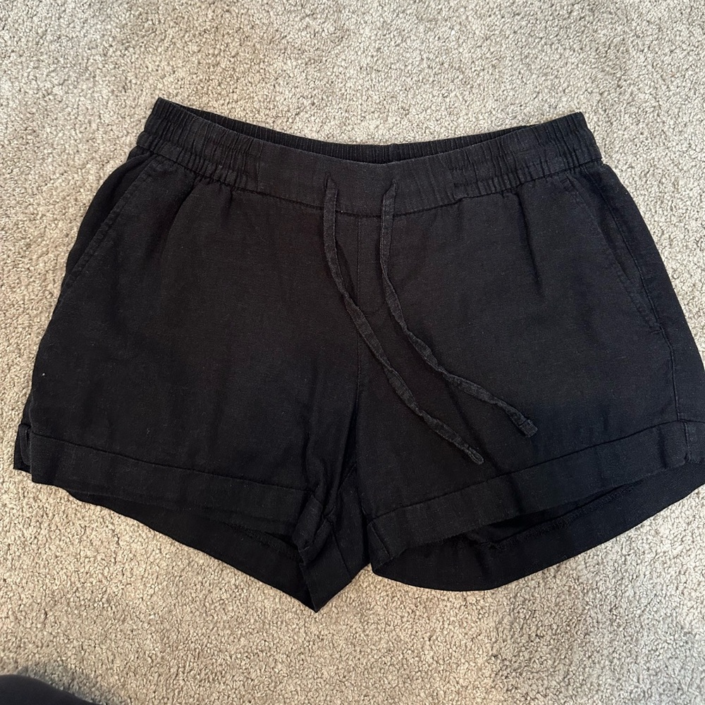 Old Navy Size Small Shorts. Good condition.